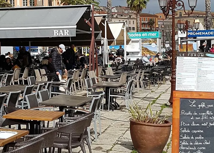 **** Very 36 Rue Fesch, Cosy Flat In Center Pedestrian Street, Up To 4 People **** * Ajaccio