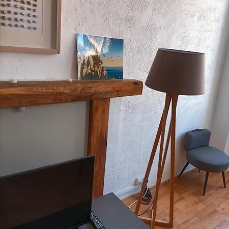 Apartment Cosy Fesch Street Apartment: Hideaway *