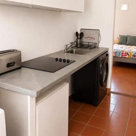**** Very 36 Rue Fesch, Cosy Flat In Center Pedestrian Street, Up To 4 People **** * Ajaccio (Corsica)