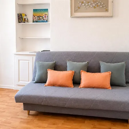 **** Very 36 Rue Fesch, Cosy Flat In Center Pedestrian Street, Up To 4 People **** Ajaccio (Corsica)