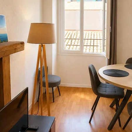 Appartement **** Very 36 Rue Fesch, Cosy Flat In Center Pedestrian Street, Up To 4 People ****