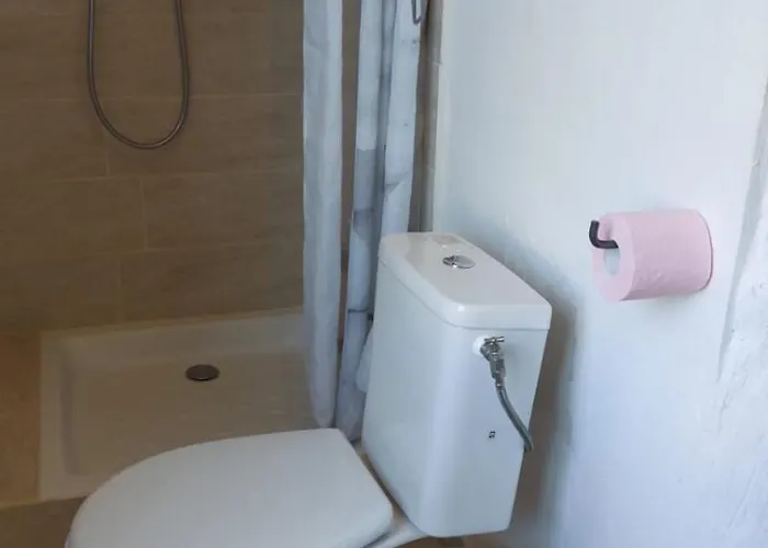 Cosy Fesch Street Apartment: Hideaway Apartment