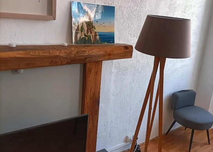 Apartment Cosy Fesch Street Apartment: Hideaway *