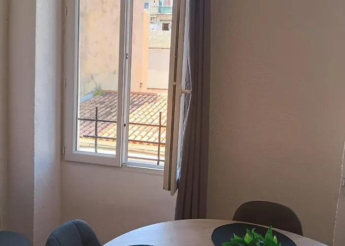 Cosy Fesch Street Apartment: Hideaway